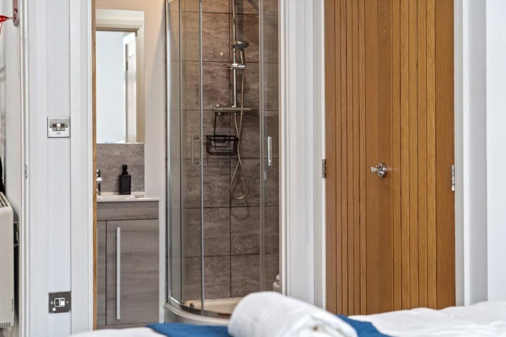 Urban Comfort Getaway- Leicester City Centre Екстер'єр фото