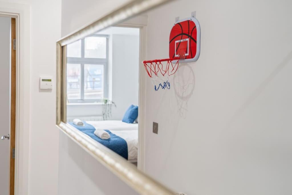 Urban Comfort Getaway- Leicester City Centre Екстер'єр фото